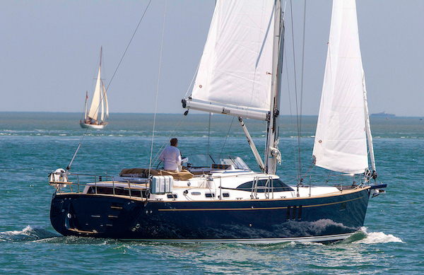 Discovery 42 sailboat under sail