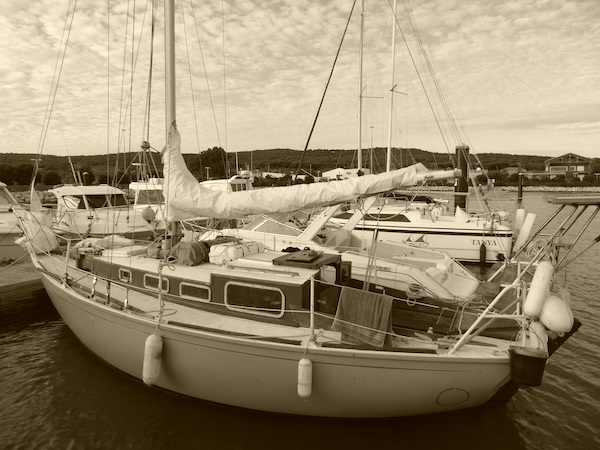 Milord sailboat under sail