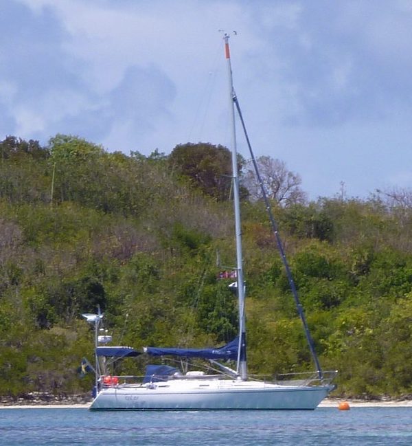 Linjett 35 sailboat under sail