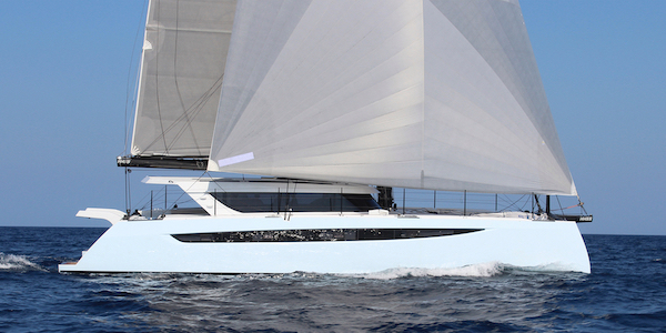 Hh55 sailboat under sail
