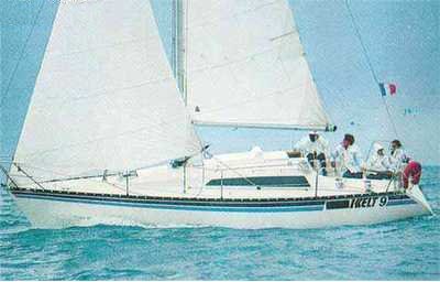 Kelt 9m sailboat under sail