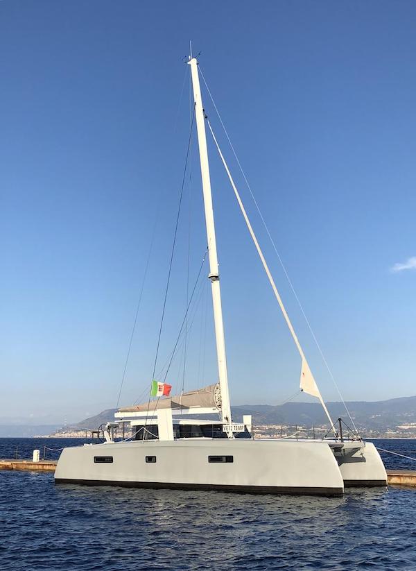 Ita 1499 sailboat under sail