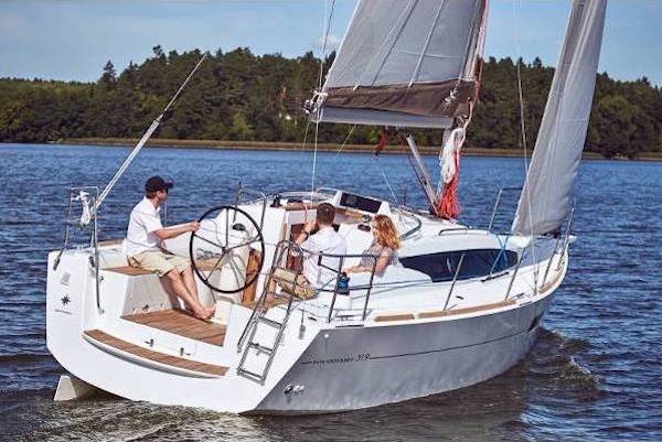 Sun odyssey 319 jeanneau sailboat under sail
