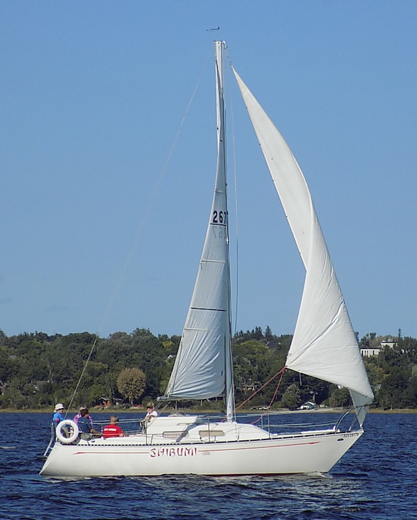 Mirage 27 perry sailboat under sail
