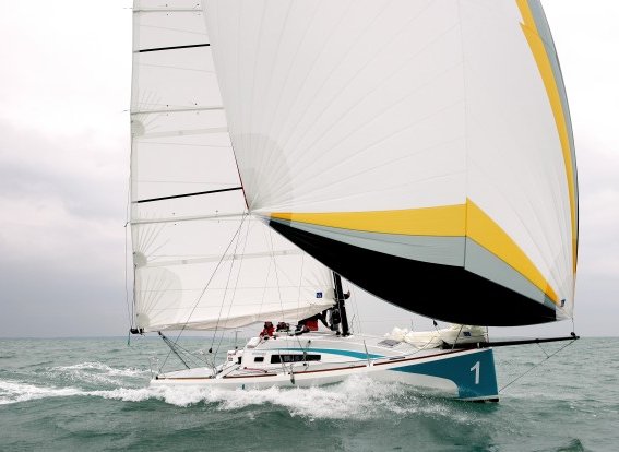 Akilaria 950 sailboat under sail