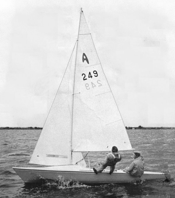 Aquila miglitch sailboat under sail