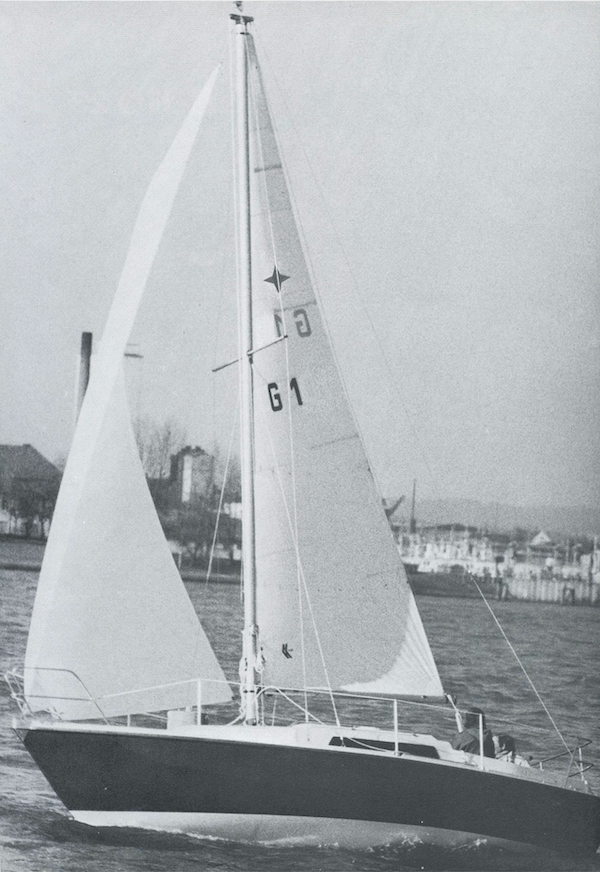 Sirius 23 sailboat under sail