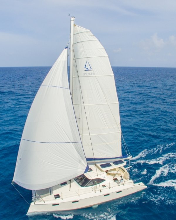 Balance 451 sailboat under sail