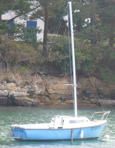 Baleinier 600 sailboat under sail