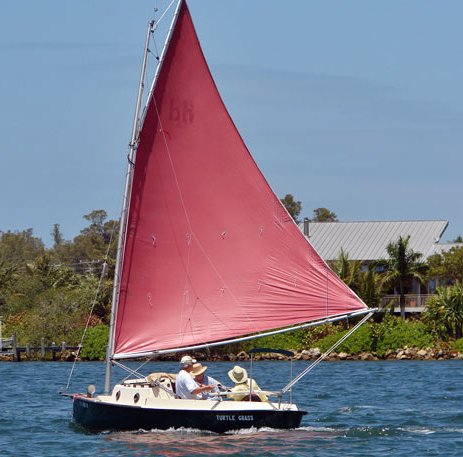 Bay hen 21 sailboat under sail