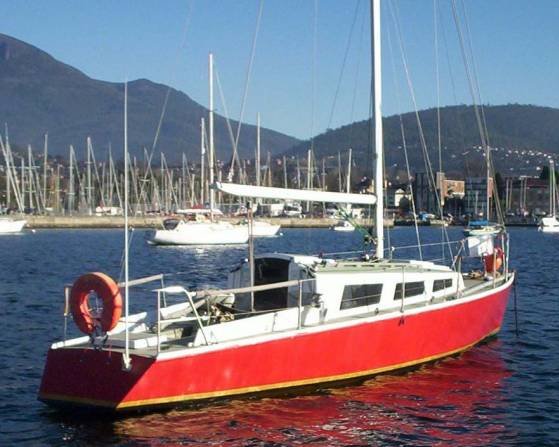 Black soo sailboat under sail