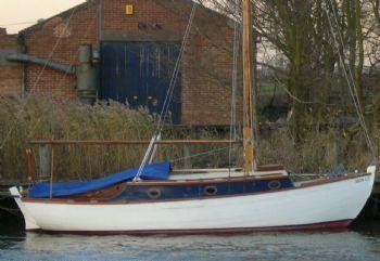 Blackwater 18 sailboat under sail