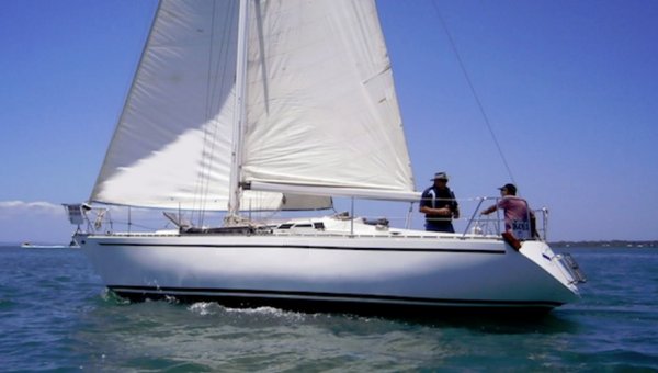 Bounty 35 cole sailboat under sail