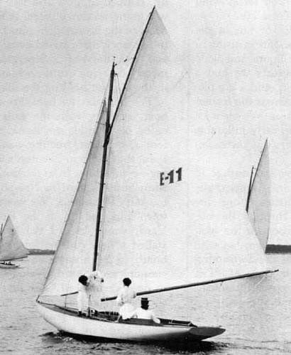 Buzzards bay 15 sailboat under sail