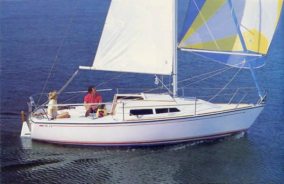 Cal 22 sailboat under sail