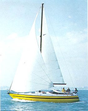 Comet 11 sailboat under sail