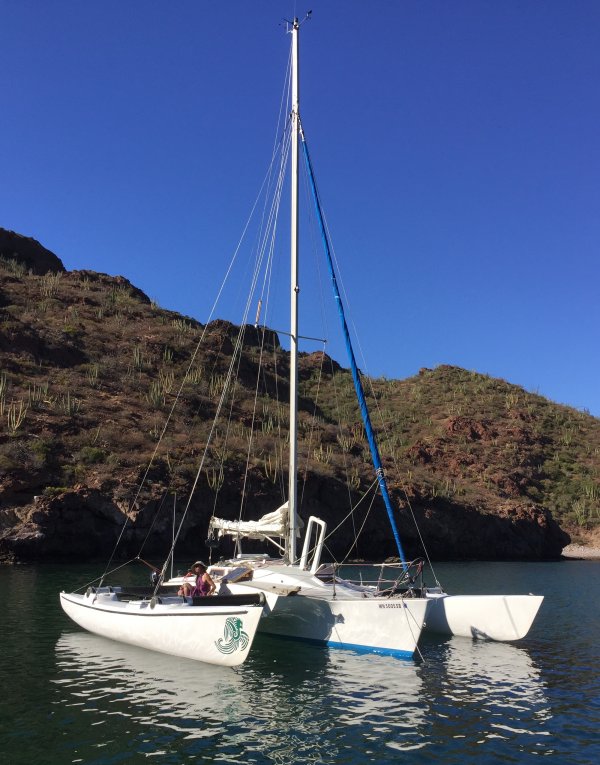 Condor 30 tri sailboat under sail