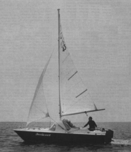 Cracksman 20 sailboat under sail