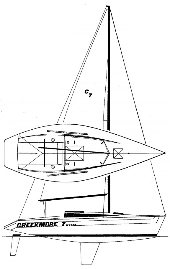 Creekmore 7m sailboat under sail