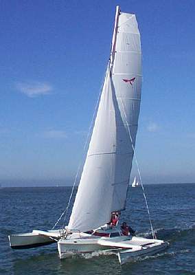 Dragonfly 800 sailboat under sail