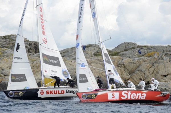 Ds 37 match racer sailboat under sail