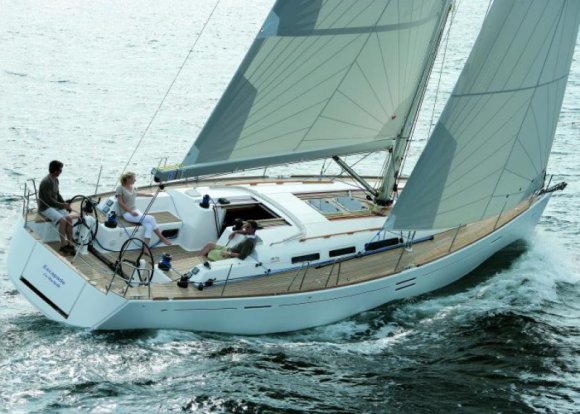 Dufour 45e sailboat under sail