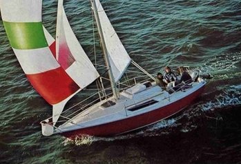 Edel 6 665660 sailboat under sail