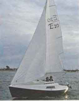 Ensenada 20 sailboat under sail