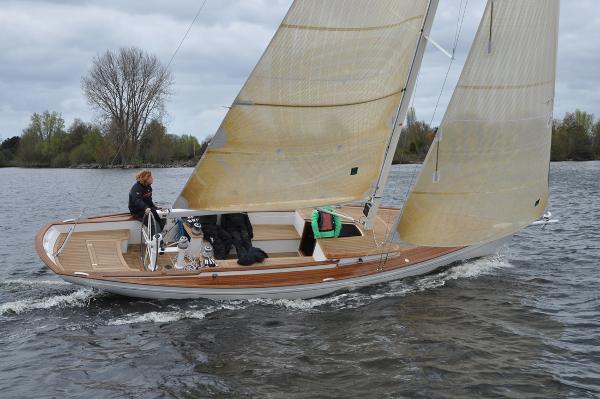 Essence 33 sailboat under sail