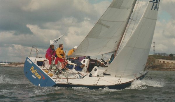Cape 28 sailboat under sail