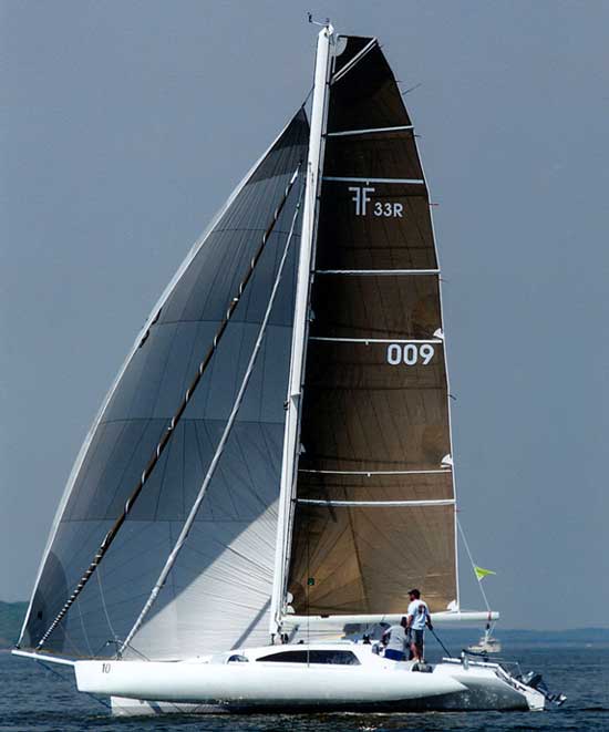 F 33 sport cruiser sailboat under sail