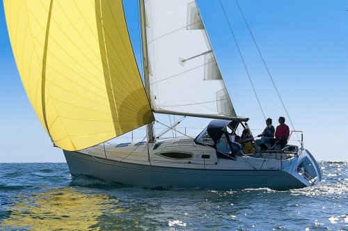 Feeling 32 sailboat under sail