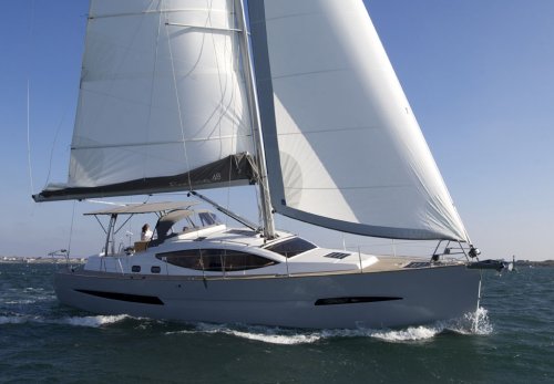 Feeling 48 sailboat under sail