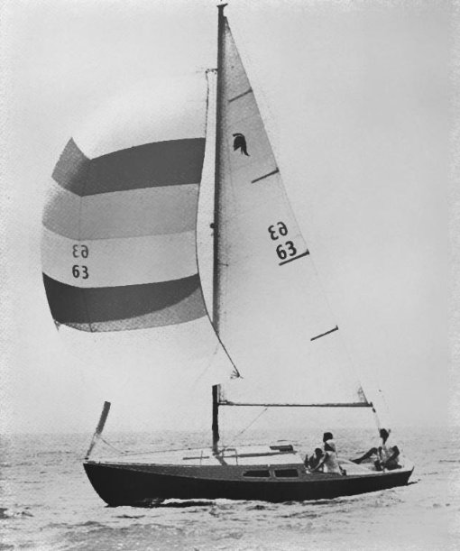 Gladiator 24 sailboat under sail