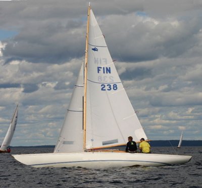 Haihaj sailboat under sail