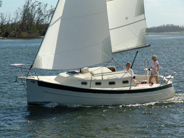 Hake 26rk sailboat under sail