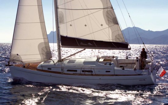 Hanse 370 sailboat under sail