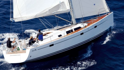 Hanse 470 sailboat under sail