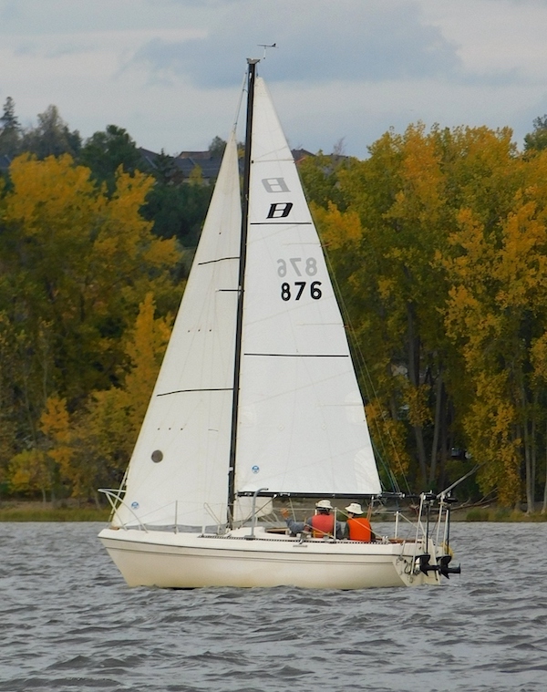 Buccaneer 200 sailboat under sail