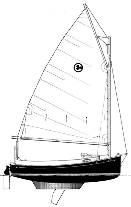 Horizon day cat 20 com pac sailboat under sail