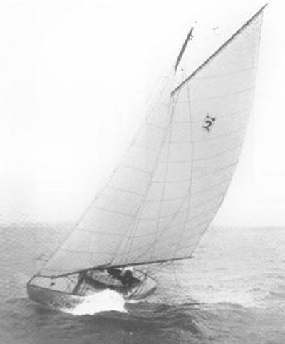 Indian harbor yc one design sailboat under sail