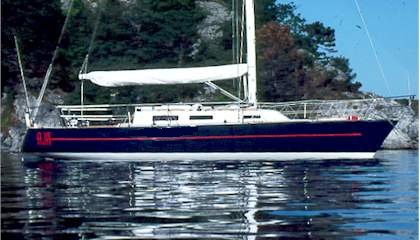 J37 sailboat under sail