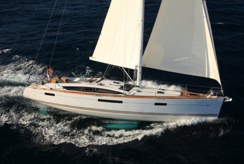 Jeanneau yachts 57 sailboat under sail