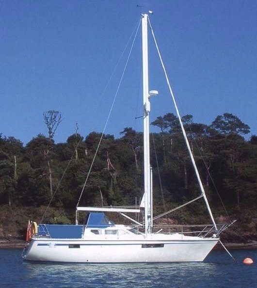 Jouet 940 ms sailboat under sail