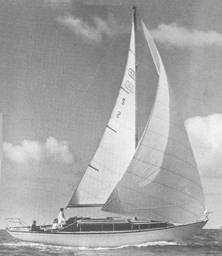 Kettenburg 41 sailboat under sail