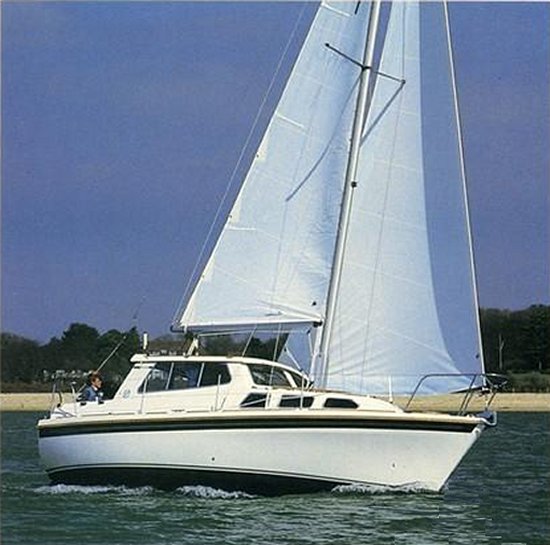 Konsort 29 duo westerly sailboat under sail