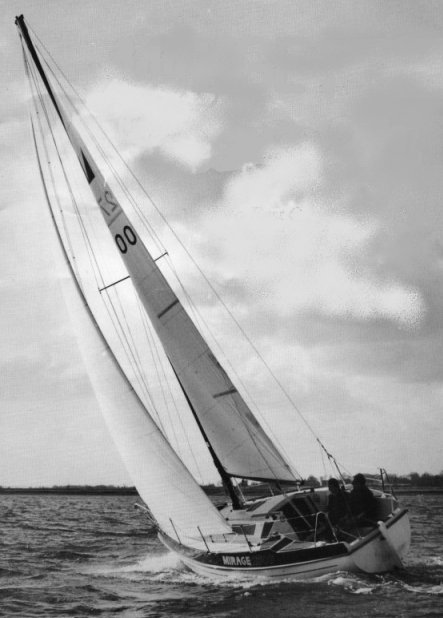 Mirage 2700 uk sailboat under sail
