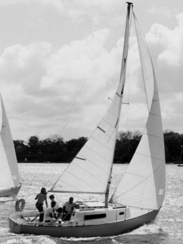 Morgan 2425 sailboat under sail