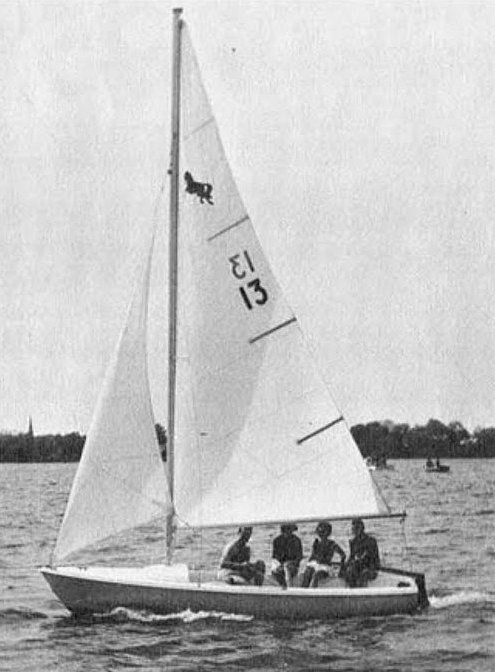 Mustang 17 sailboat under sail