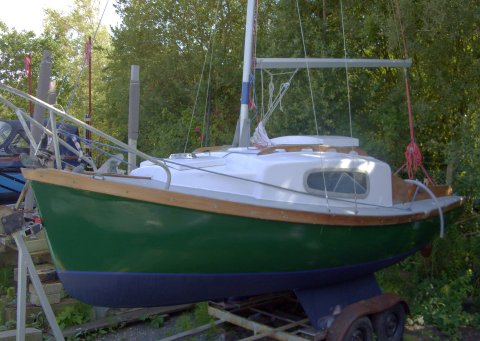 Topaz newbridge sailboat under sail